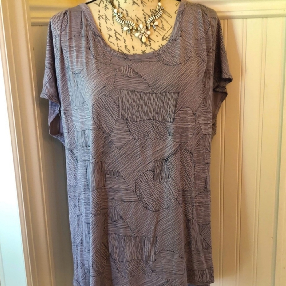 GAP patterned Short Sleeved Top